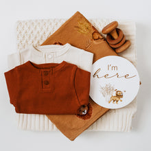 Load image into Gallery viewer, Snuggle Hunny Lion & Sunrise Gold Reversible Milestone Cards