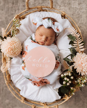 Load image into Gallery viewer, Snuggle Hunny Rosebud & Pink Sand Reversible Milestone Cards