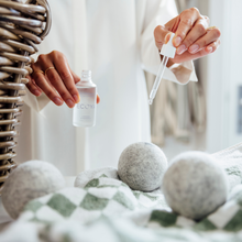 Load image into Gallery viewer, Ecoya Lavender & Chamomile Laundry Dryer Ball Fragrance Dropper