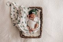 Load image into Gallery viewer, Snuggle Hunny Cactus Organic Muslin Wrap