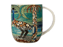 Load image into Gallery viewer, Melanie Hava Jugaig-Bana-Wabu Mug 440ml - Cassowaries Home