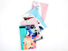 Load image into Gallery viewer, Pete Cromer Tea Towel 50x70cm - Kingfisher