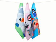 Load image into Gallery viewer, Pete Cromer Tea Towel 50x70cm - Kangaroo