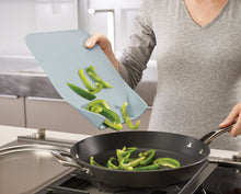 Load image into Gallery viewer, Joseph Joseph Nest Chop 3-piece Chopping Board Set