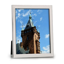 Load image into Gallery viewer, Whitehill Photo Frame - Leo
