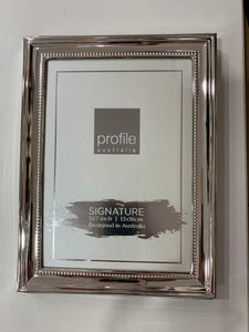 Profile Signature Collection - Elegant Ornate Silver Photo Frame